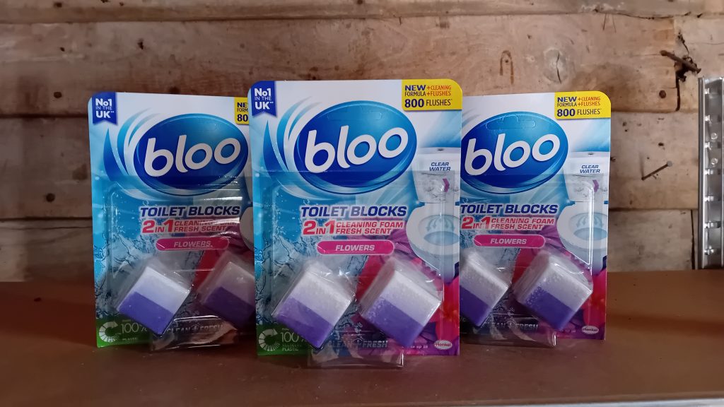 Bloo In-Cistern Toilet Blocks, Flowers 2x50g