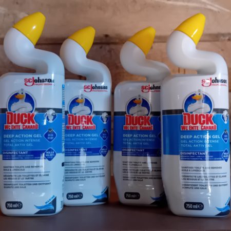 Duck Deep Action Gel Toilet Cleaner, Marine 750ml